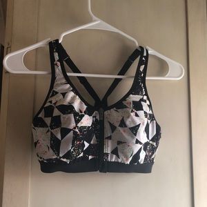 Victoria’s Secret sports bra 34B